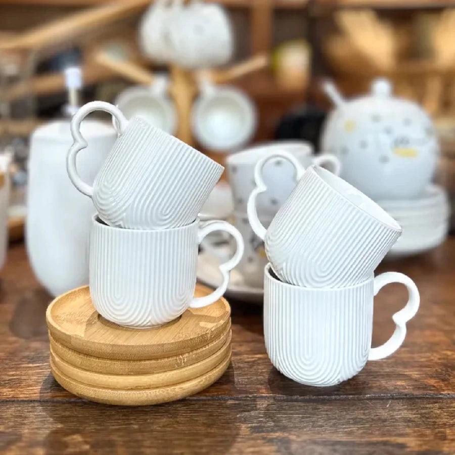 Jogo de 4 Xícaras de Cerâmica para Café com Pires de Bambu Oásis 90ml