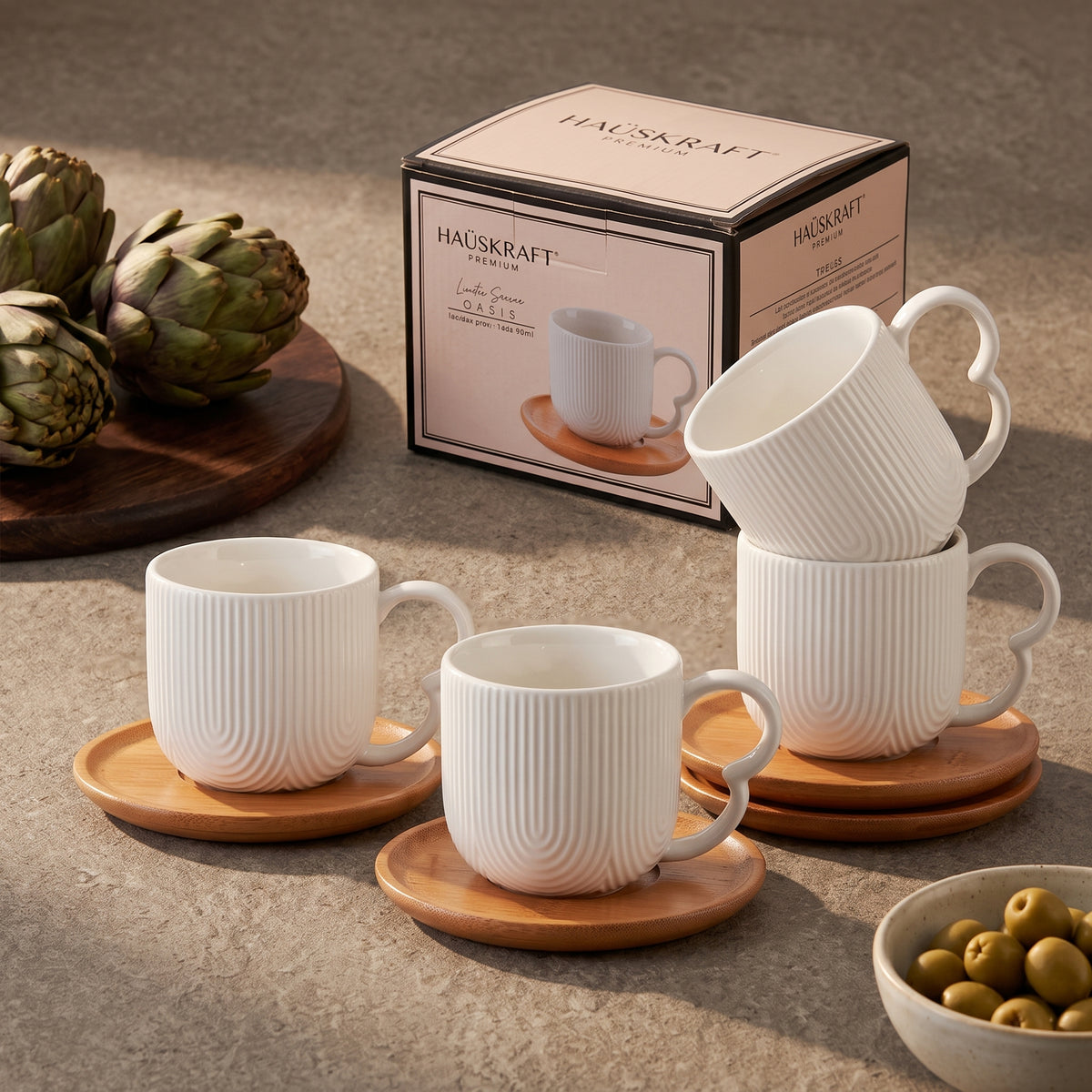 Jogo de 4 Xícaras de Cerâmica para Café com Pires de Bambu Oásis 90ml