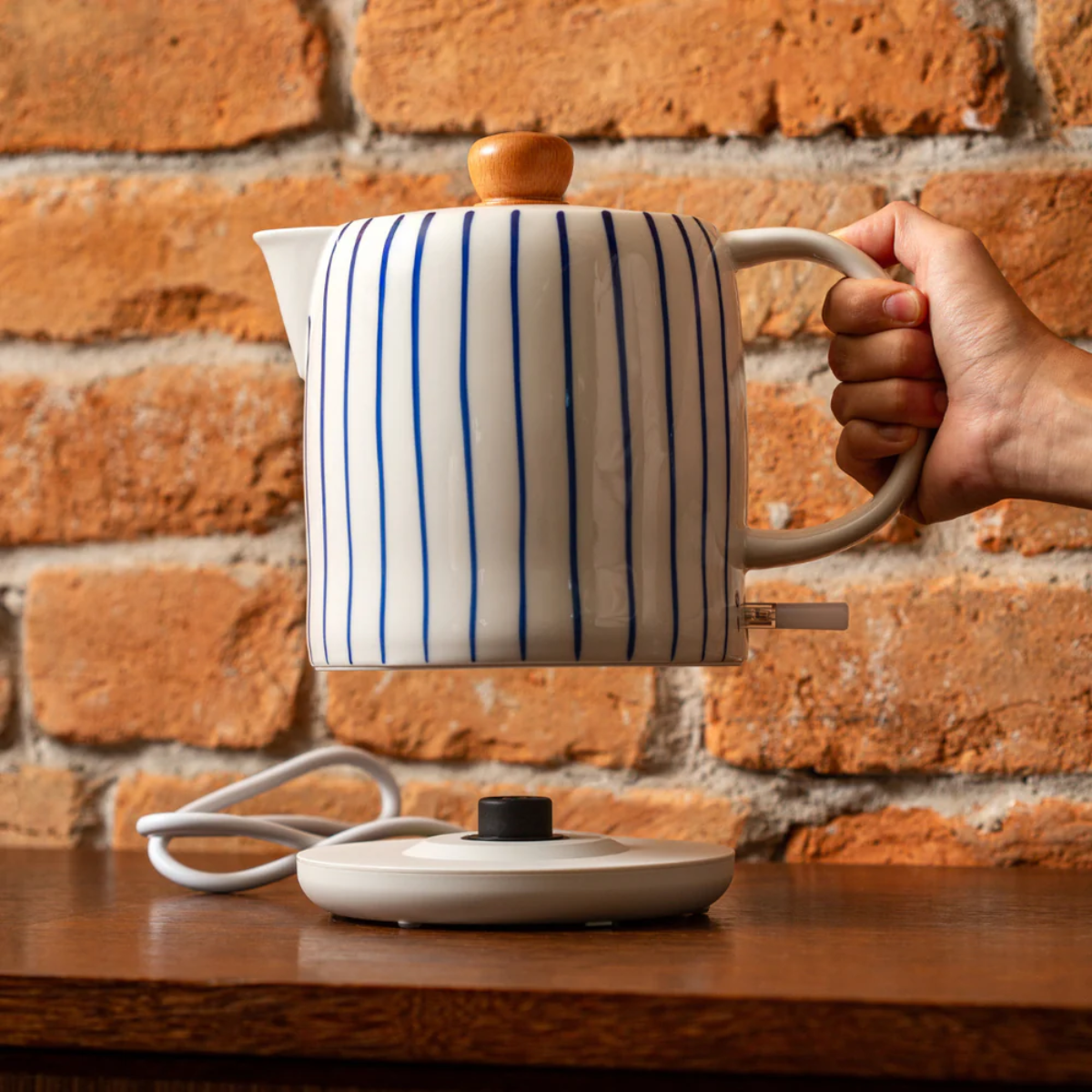 Chaleira Elétrica de Porcelana Elegance Listrada Azul 1L
